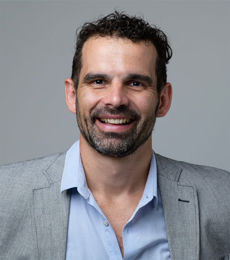 Dr Stefan Botes